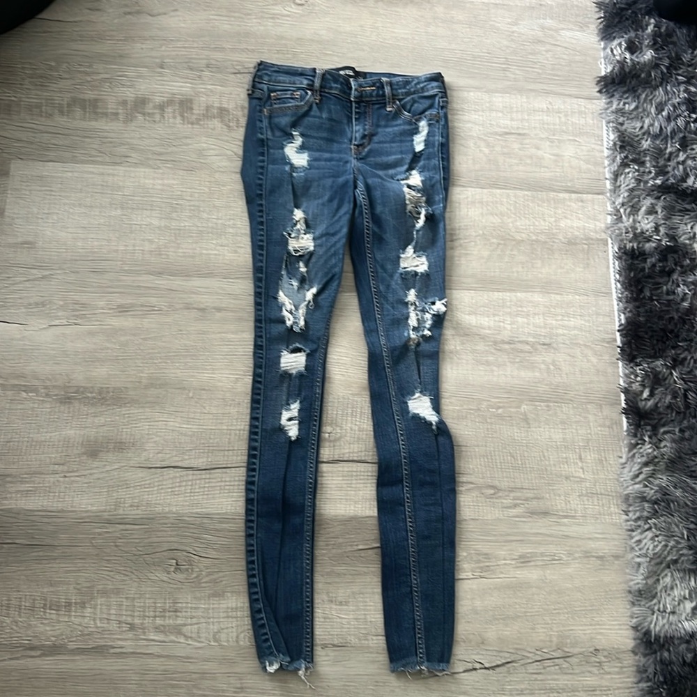 Hollister jeans